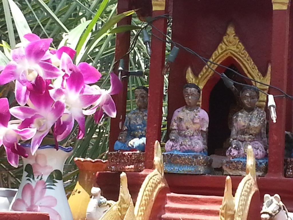 Ban Sabai Sabai Guest House Kanchanaburi Zewnętrze zdjęcie