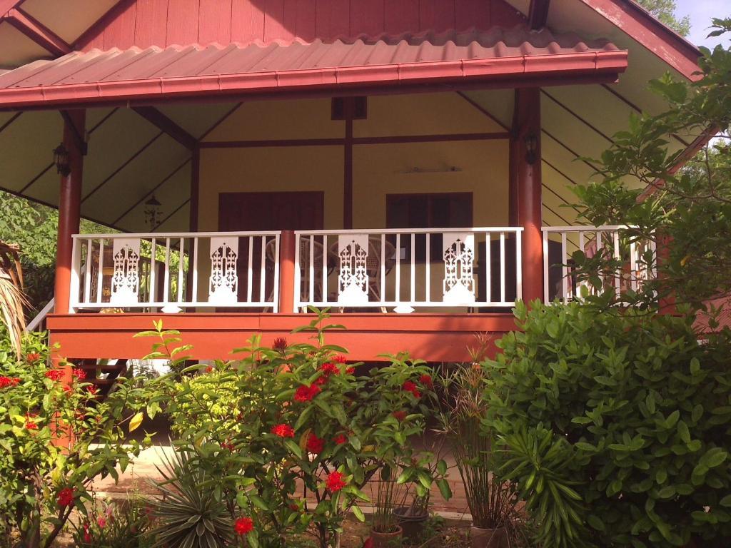 Ban Sabai Sabai Guest House Kanchanaburi Zewnętrze zdjęcie